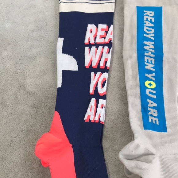 Figs 2 Pairs of Women's Compression Socks Ready When You Are  Size L - Picture 3 of 6